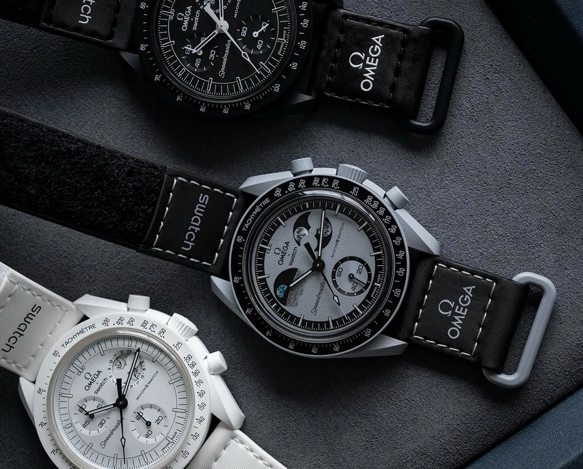 Swatch X Omega Mission To EarthPhase SO33M700